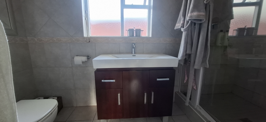 3 Bedroom Property for Sale in Gonubie Eastern Cape